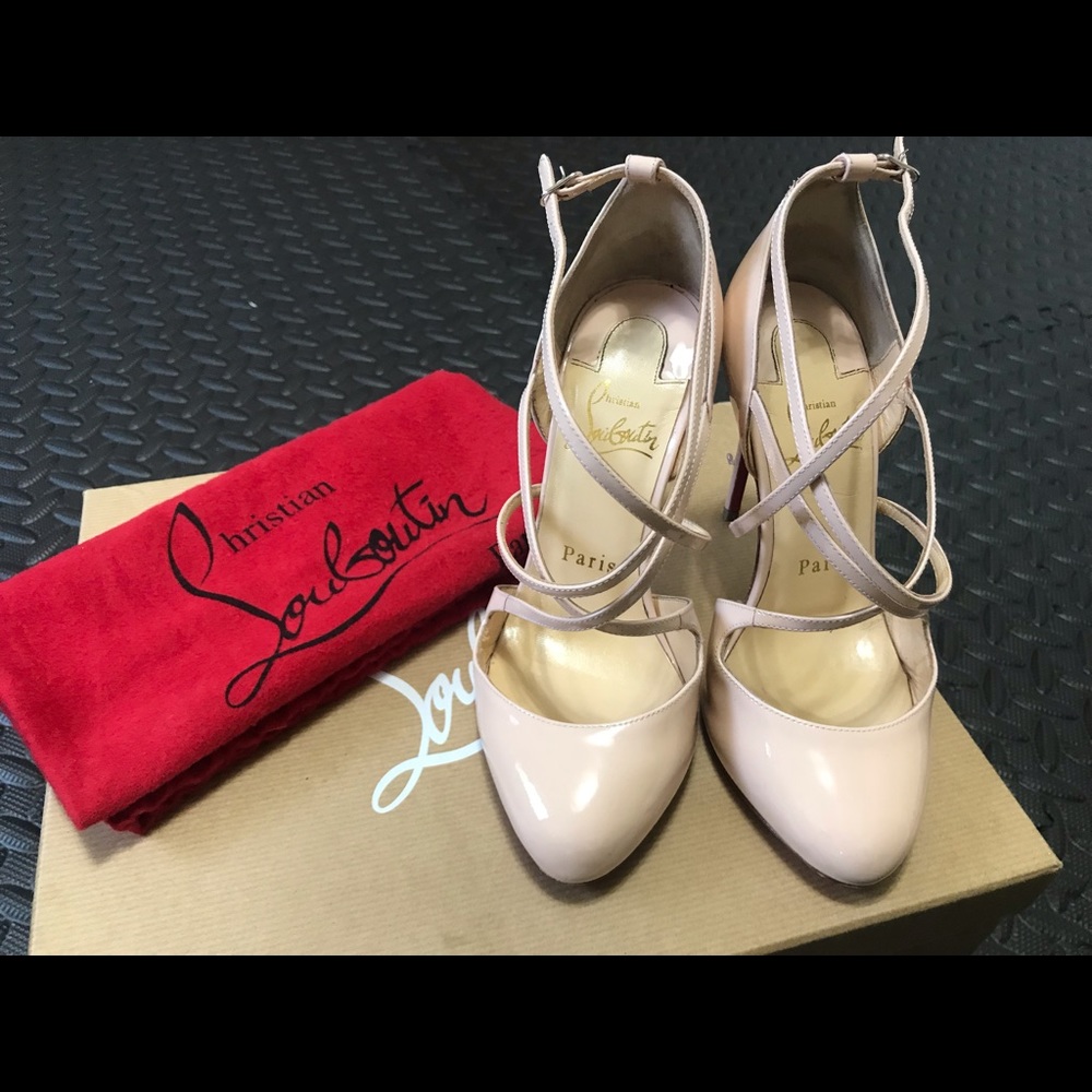 SOLD!!! Christian Louboutin Soustelissmo 100mm